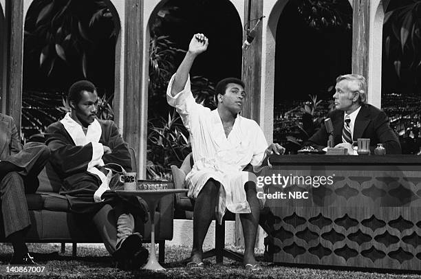 Air Date -- Pictured: Boxers Ken Norton, Muhammad Ali, host Johnny Carson -- Photo by: NBCU Photo Bank