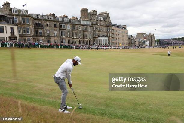 Cameron Young of the United States putts on the eighteenth green during Day One of The 150th Open at St Andrews Old Course on July 14, 2022 in St...