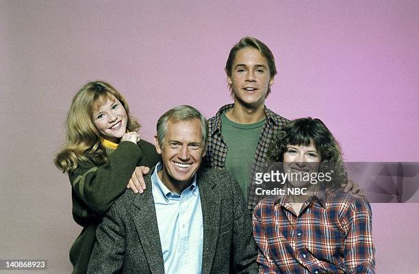 Amy Locane as Andrea Winger, Ronny Cox as George Winger, Chad Lowe as Spencer Winger, Mimi Kennedy as Doris Winger -- Photo by: NBCU Photo Bank