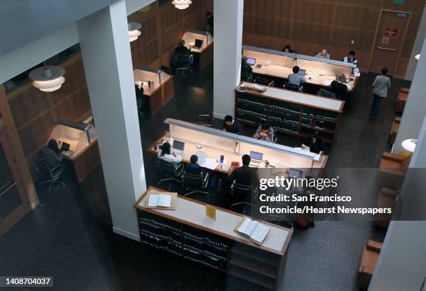 Study With Legal Library 358 Law School Library Stock Photos, High-Res Pictures, and Images ...