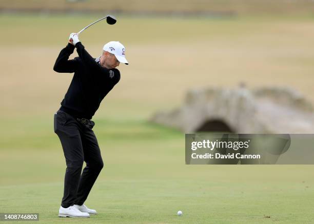 Matt Ford of England plays his tee shot on the 18th hole during the first round of The 150th Open on The Old Course at St Andrews on July 14, 2022 in...