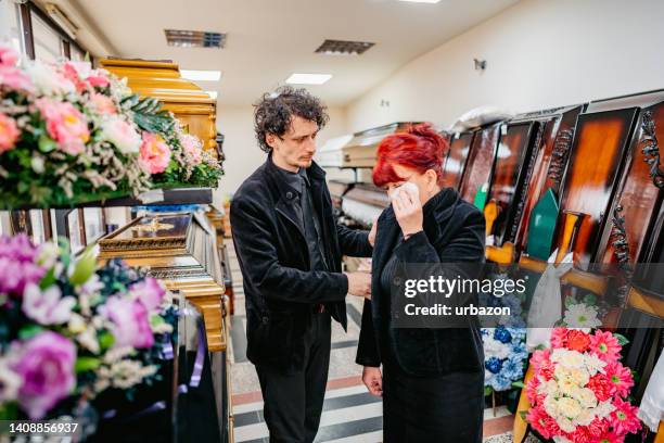Peace Parlor Rest In Peace Mom Images Photos and Premium High Res Pictures - Getty ...