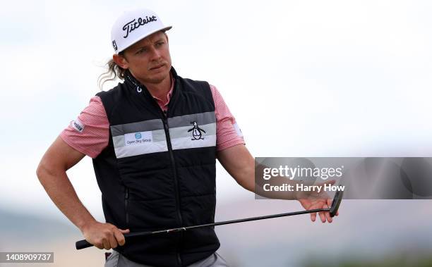 Cameron Smith of Australia putts on the 9th green during Day Two of The 150th Open at St Andrews Old Course on July 15, 2022 in St Andrews, Scotland.