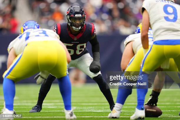 Christian Kirksey of the Houston Texans gets set during to an NFL game against the Los Angeles Rams at NRG Stadium on October 31, 2021 in Houston,...