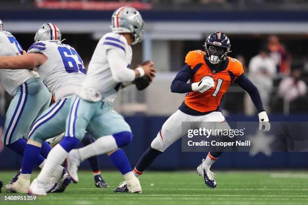 Stephen Weatherly of the Denver Broncos defends against the Dallas Cowboys during an NFL game at AT&T Stadium on November 07, 2021 in Arlington,...