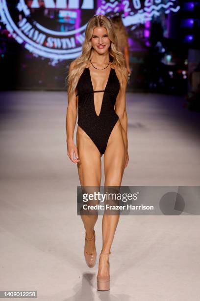 Joy Corrigan walks the runway for Beach Bunny Fashion Show during Paraiso Miami Beach at The Paraiso Tent on July 15, 2022 in Miami Beach, Florida.
