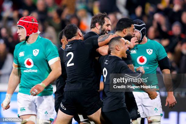 New Zealand players celebrate the try of Akira Ioane during the International Test match between the New Zealand All Blacks and Ireland at Sky...