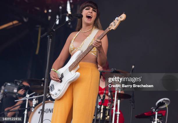 Enman Singer Enman In Photos and Premium High Res Pictures - Getty Images