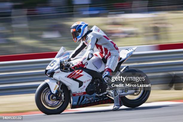 Leandro Mercado of Argentina and Mie Racing Honda Racing lifts the rear wheel during the World Superbike race 1 during the Fim Superbike World...