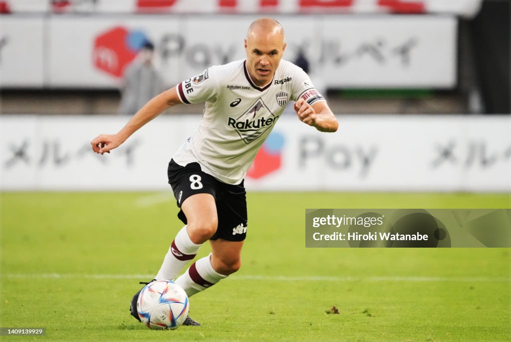 Kashima Antlers v Vissel Kobe - J.LEAGUE Meiji Yasuda J1