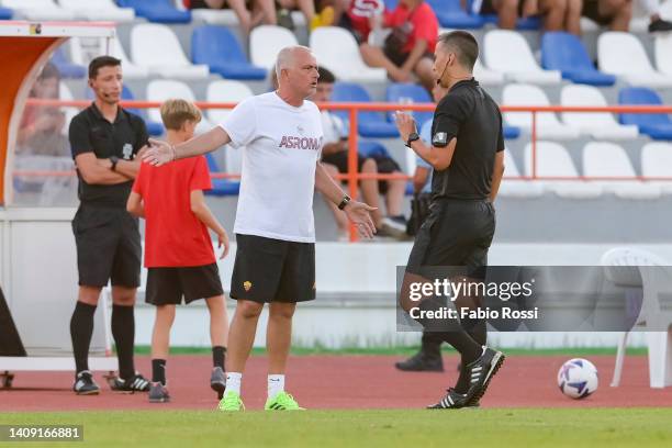 Roma coach Josè Mourinho during the friendly match between Portimonense SC and AS Roma at Estadio Municipal de Albufeira on July 16, 2022 in...