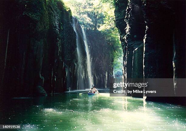 takachiho gorge boaters - miyazaki prefecture stock pictures, royalty-free photos & images