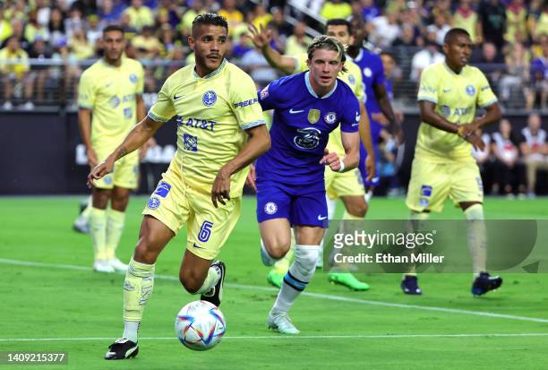 Jonathan Dos Santos of Club América on the ball during the preseason friendly match between Chelsea and Club América at Allegiant Stadium on July 16,...