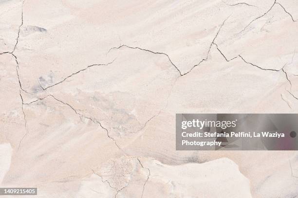 clay rich soil - marble texture white stockfoto's en -beelden