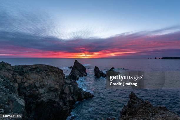 lance cove and cape bonavista, dungeon provincial park dawn and sunrise, bonavista, newfoundland - bonavista bay stock pictures, royalty-free photos & images