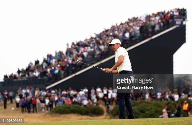 Rory McIlroy of Northern Ireland putts on the 11th green during Day Four of The 150th Open at St Andrews Old Course on July 17, 2022 in St Andrews,...