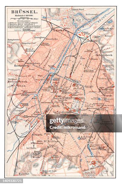 old chromolithograph map of brussels, officially the brussels-capital region, region of belgium comprising 19 municipalities, including the city of brussels, which is the capital of belgium - brussels capital region imagens e fotografias de stock