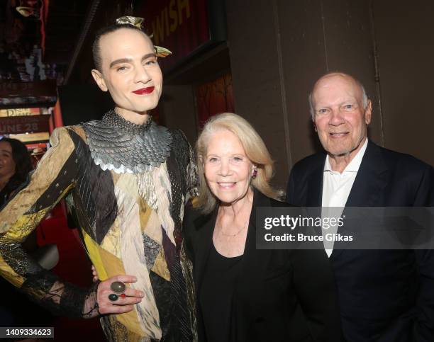 Jordan Roth Dad 20 Jordan Roth Daryl Roth Steven Roth Photos & High Res Pictures ...
