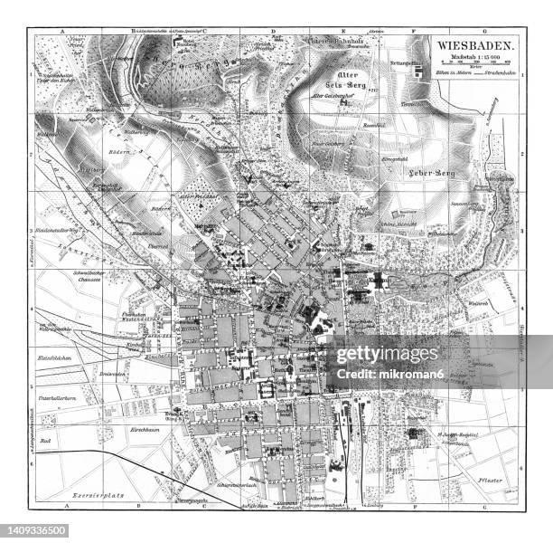 old engraved map of wiesbaden, city in central western germany and the capital of the state of hesse - rheingau stockfoto's en -beelden