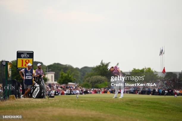 Cameron Smith of Australia tees off on the eighteenth hole during Day Four of The 150th Open at St Andrews Old Course on July 17, 2022 in St Andrews,...