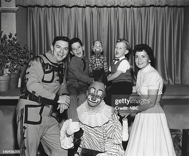Pictured: Bob Smith as Buffalo Bob Smith, unknown guest, Howdy Doody, unknown guest, unknown guest, Lew Anderson as Clarabell the Clown -- Photo by:...