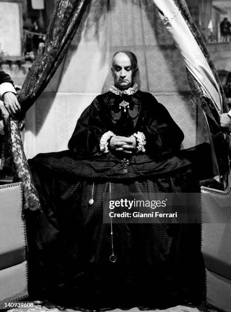 The french actor Luis de Funes during the filming of the movie La Folie des Grandeurs Madrid, Spain.