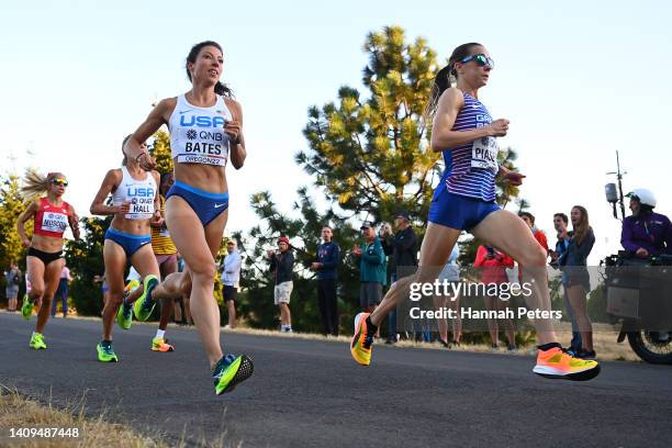 Emma Bates of Team United States and Jess Piasecki of Team Great Britain compete in the Women's Marathon on day four of the World Athletics...