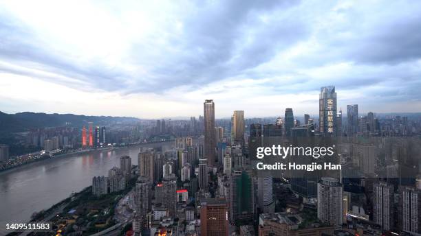 urban architecture in chongqing, china - 城市 stock pictures, royalty-free photos & images