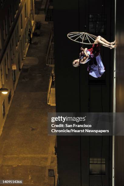 Invistable Flying Rope 20 The Invisible Rope Stock Photos, High-Res Pictures, and Images ...