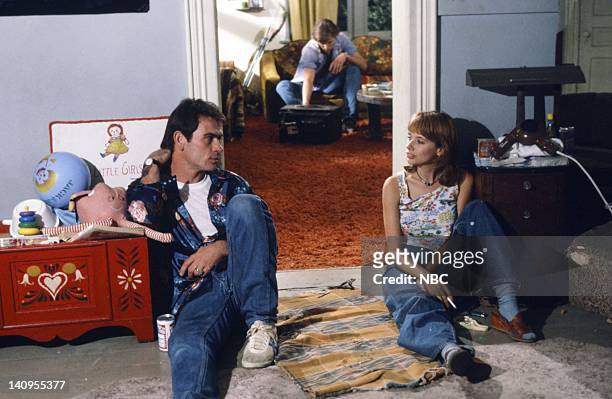Pictured: Tommy Lee Jones as Gary Mark Gilmore, Rosanna Arquette as Nicole Baker -- Photo by: NBC/NBCU Photo Bank