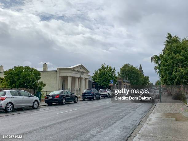 the sunderland street view, clyde, new zealand - lake dunstan stock pictures, royalty-free photos & images