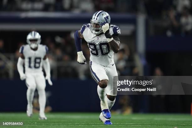 Demarcus Lawrence of the Dallas Cowboys defends against the Arizona Cardinals during an NFL game at AT&T Stadium on January 02, 2022 in Arlington,...