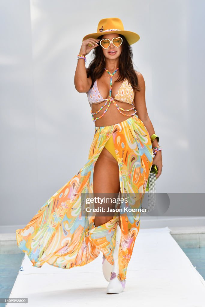 Flying Solo Miami Swim Week 2022