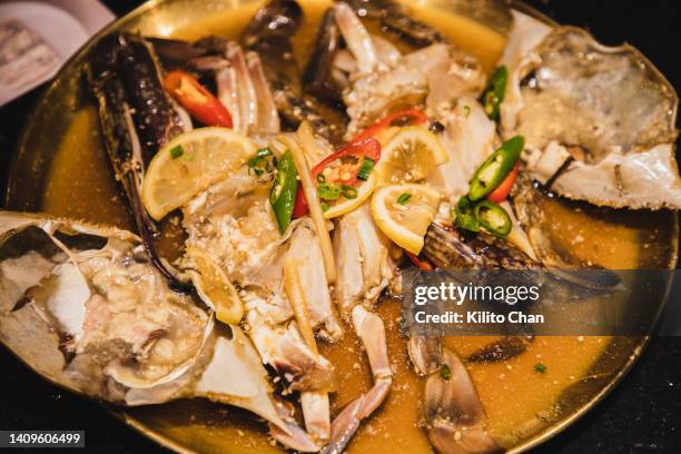 korean food-  gejang (korean marinated crab) - blue crab stock pictures, royalty-free photos & images