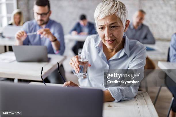 Senior Computer Programmer Senior Programmer Photos and Premium High Res Pictures - Getty Images