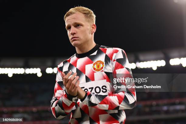 Donny van de Beek of Manchester United thanks the fans following the Pre-Season Friendly match between Manchester United and Crystal Palace at...