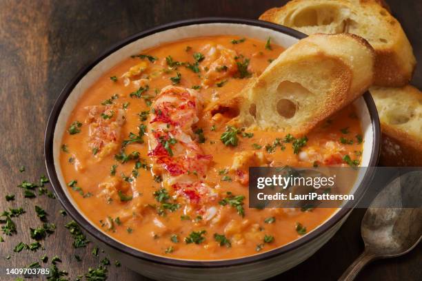 lobster bisque - crab seafood stockfoto's en -beelden