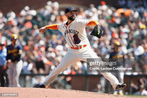 Jakob Junis of the San Francisco Giants pitches against the Milwaukee Brewers at Oracle Park on July 17, 2022 in San Francisco, California.