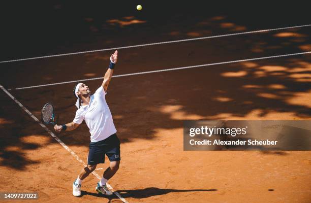 Fabio Fognini of Italy in action during day four of the Hamburg European Open 2022 at Rothenbaum on July 19, 2022 in Hamburg, Germany.