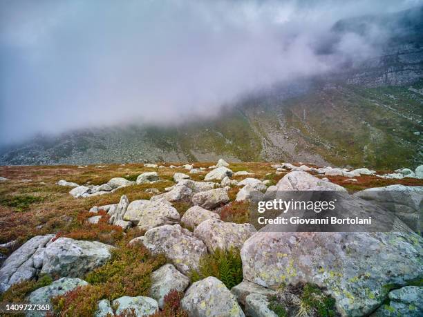 trekking on the paths of the apennines - apennines stock pictures, royalty-free photos & images