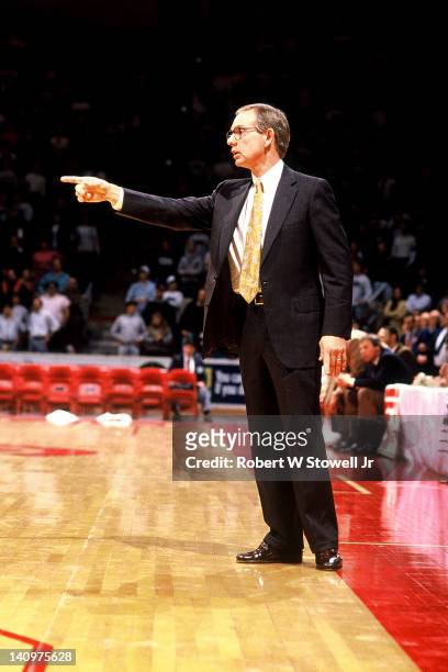 American basketball coach Cliff Ellis, of Clemson University, points from the sideline during the NCAA regional semifinal game against the University...