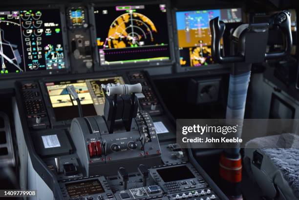 Control 777 Boeing 777x Photos and Premium High Res Pictures - Getty Images