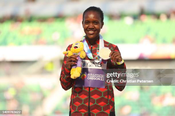 Gold medalist Faith Kipyegon of Team Kenya poses during the medal ceremony for the Women's 1500m Final on day five of the World Athletics...