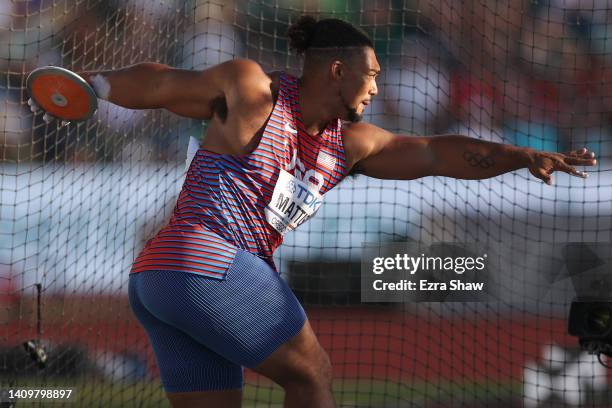 138 Sam Mattis Photos & High Res Pictures - Getty Images