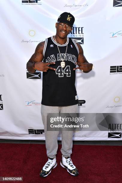 Rashad McCants attends the Luxury Experience & Co celebrity & athlete gifting lounge benefiting the V Foundation at Petersen Automotive Museum on...