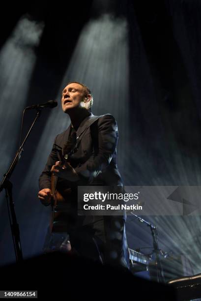 David Gray at the Huntington Bank Pavillion in Chicago, Illinois. July 18, 2022.