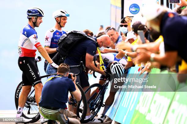 Fabio Jakobsen of Netherlands and Quick-Step - Alpha Vinyl Team collapses crossing the finish line during the 109th Tour de France 2022, Stage 17 a...