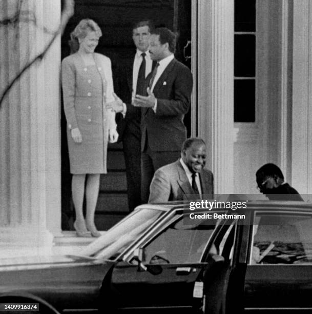 The Reverend Jesse Jackson says goodbye to NJ First Lady Lucinda Florio at the Governor's mansion in Princeton, NJ. He made an appeal to the Governor...