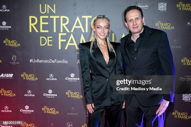 Regina Contreras and Adrián Zurita pose for a photo on the red carpet during the premiere of "Un Retrato De Familia" at Cinemex Antara Polanco on...