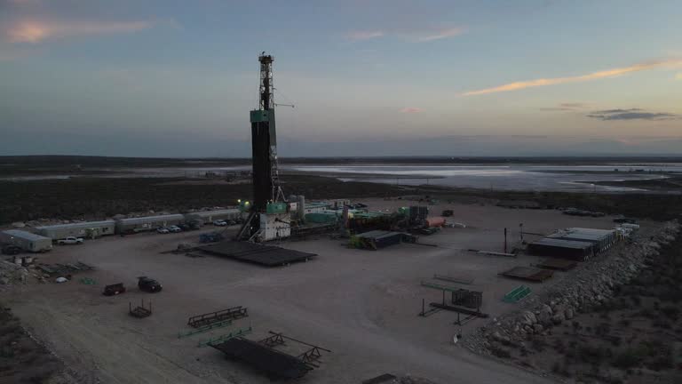 West Rigel Rig 152 Texas Oil And Gas Drilling Rigs Stock Videos, Footage, & 4K Video ...